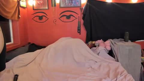 Snapshot of pinkandheated chatting on 02-22-25, 11:02 Virginity smiles online show from 02-22-25, 11:02