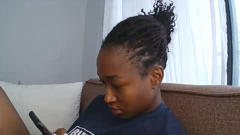 Snapshot of pinkaura_ chatting on 01-08-26, 08:05 PinkyAura online show from 01-08-26, 08:05