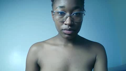 Snapshot of pinkaura_ chatting on 04-01-26, 05:41 PinkyAura online show from 04-01-26, 05:41