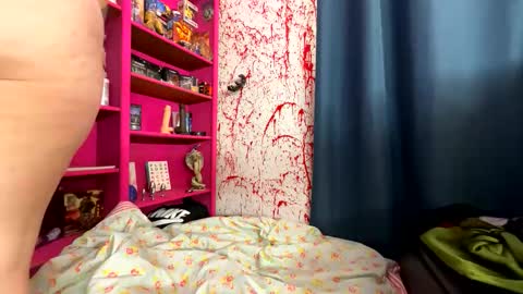 pinkcandi333 online show from 05-05-26, 11:46