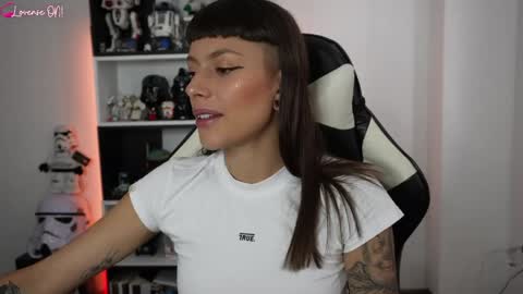 Emily online show from 05-20-26, 03:18