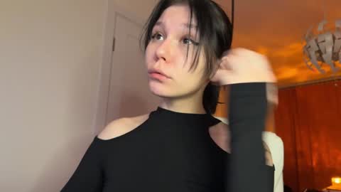 pinkdollylovv online show from 12-22-24, 09:53