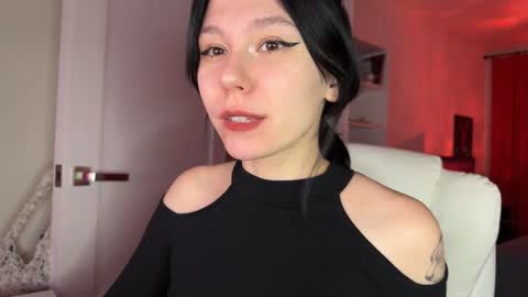 pinkdollylovv online show from 01-14-25, 10:02