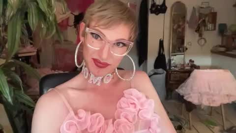 pinkfag online show from 06-01-26, 06:20