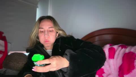 Snapshot of pinkilola chatting on 05-14-26, 12:56 Pinkilola online show from 05-14-26, 12:56
