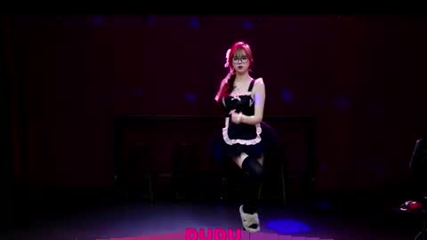 Snapshot of pinklady_dudu chatting on 10-26-25, 04:40 pinklady_dudu online show from 10-26-25, 04:40