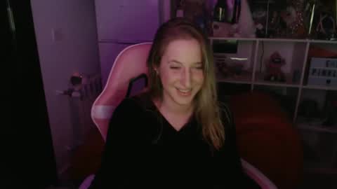 pinkladyx2 online show from 01-04-25, 10:13