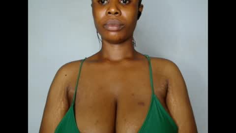 Snapshot of pinkxsugar chatting on 07-06-26, 06:32 pinkxsugar online show from 07-06-26, 06:32