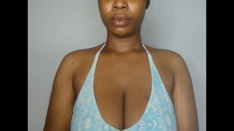 Snapshot of pinkxsugar chatting on 07-19-26, 05:33 pinkxsugar online show from 07-19-26, 05:33