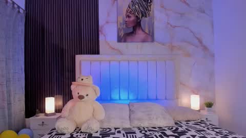 Peachy online show from 09-29-25, 05:45