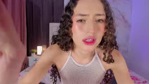 Snapshot of pinky_peach_ chatting on 06-09-26, 03:29 Peachy online show from 06-09-26, 03:29
