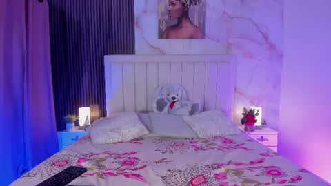 Snapshot of pinky_peach_ chatting on 06-30-26, 03:29 Peachy online show from 06-30-26, 03:29