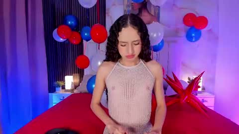 Snapshot of pinky_peach_ chatting on 07-06-26, 05:15 Peachy online show from 07-06-26, 05:15