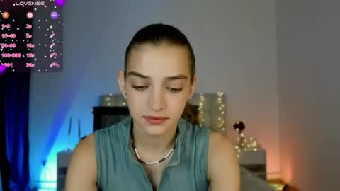 Snapshot of pinky_piee__ chatting on 07-25-26, 12:36 pinky_piee__ online show from 07-25-26, 12:36