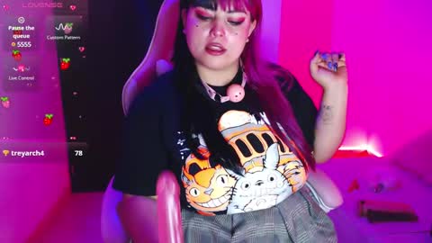 Pau online show from 02-16-25, 01:03