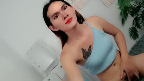 pinky_web03 online show from 10-17-25, 02:15