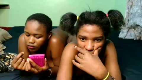 Snapshot of pinkylips_ebony chatting on 07-01-26, 08:49 pinky online show from 07-01-26, 08:49
