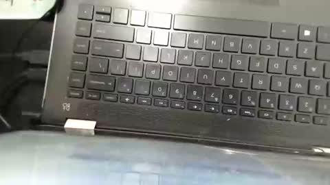 Snapshot of pinkyrosexx chatting on 02-02-25, 11:00 Rose online show from 02-02-25, 11:00