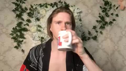 Snapshot of pinochetti chatting on 03-15-26, 05:19 Incubus online show from 03-15-26, 05:19