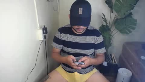 pinoy041087 online show from 11-24-25, 06:35