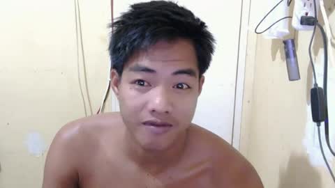 Snapshot of pinoy_brix chatting on 06-14-26, 08:11 pinoy_brix online show from 06-14-26, 08:11