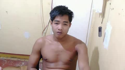 Snapshot of pinoy_brix chatting on 06-15-26, 01:46 pinoy_brix online show from 06-15-26, 01:46