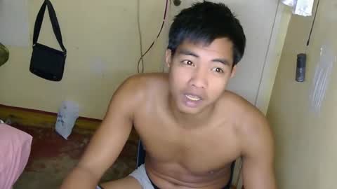 Snapshot of pinoy_brix chatting on 06-20-26, 02:36 pinoy_brix online show from 06-20-26, 02:36