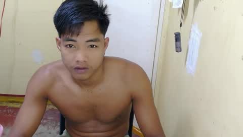 Snapshot of pinoy_brix chatting on 07-19-26, 01:20 pinoy_brix online show from 07-19-26, 01:20