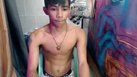 Snapshot of pinoy_oyd69 chatting on 06-28-26, 01:17 pinoy_oyd69 online show from 06-28-26, 01:17