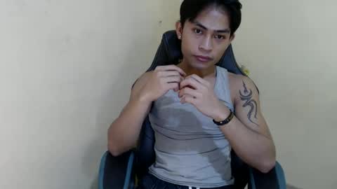 Snapshot of pinoy_palautogxxx chatting on 12-05-25, 08:34 pinoy_palautogxxx online show from 12-05-25, 08:34