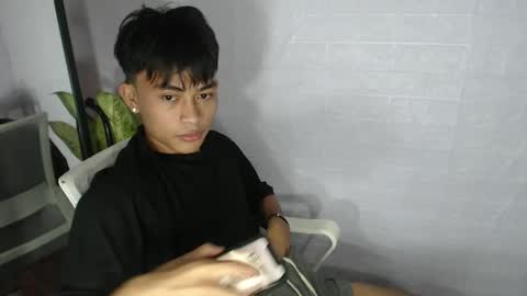 Snapshot of pinoy_palautogxxx chatting on 02-13-26, 04:47 pinoy_palautogxxx online show from 02-13-26, 04:47