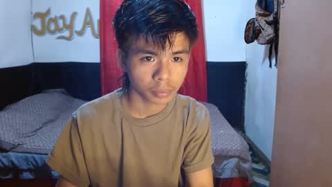 Snapshot of pinoymonstercock_xx chatting on 01-08-25, 02:25 WIN WIN JAY AR online show from 01-08-25, 02:25