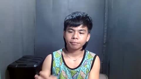 Snapshot of pinoymonstercock_xx chatting on 11-21-25, 05:06 WIN WIN JAY AR online show from 11-21-25, 05:06