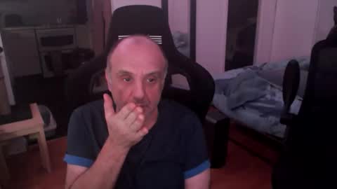 pip10 online show from 10-19-25, 12:28