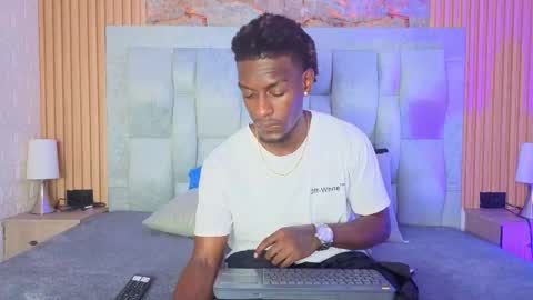 pipedark_ online show from 09-29-25, 04:17