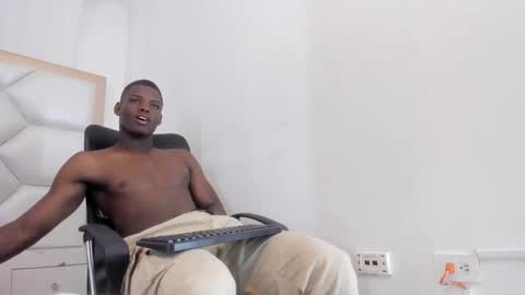 P I P E online show from 02-18-26, 04:36