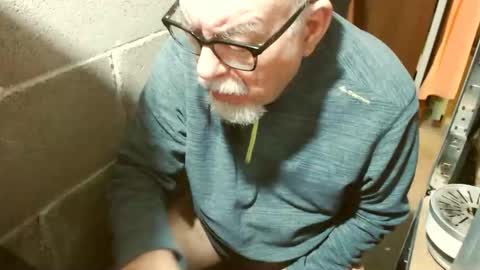 pippetta1 online show from 12-19-25, 08:21