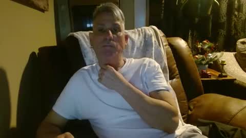 Snapshot of pirate334 chatting on 12-26-24, 01:29 pirate334 online show from 12-26-24, 01:29