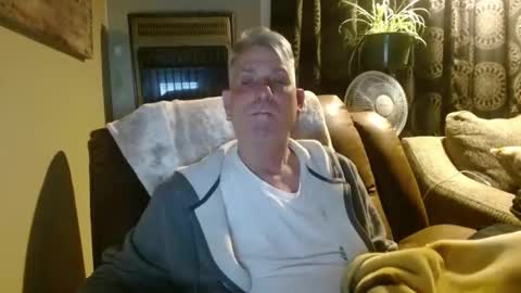 Snapshot of pirate334 chatting on 02-18-25, 05:42 pirate334 online show from 02-18-25, 05:42