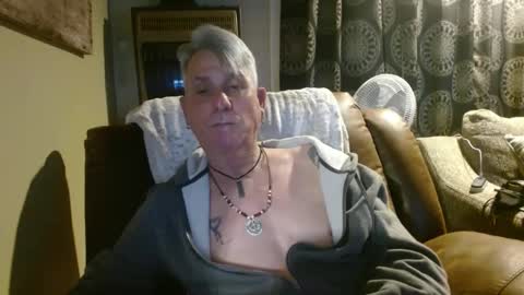 Snapshot of pirate334 chatting on 03-12-25, 03:57 pirate334 online show from 03-12-25, 03:57