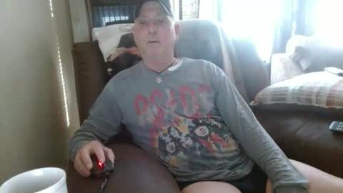 Snapshot of pirate334 chatting on 02-06-26, 10:13 pirate334 online show from 02-06-26, 10:13