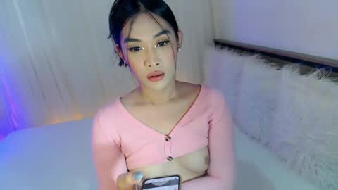 Snapshot of piroulita chatting on 01-18-25, 10:28 Ari online show from 01-18-25, 10:28