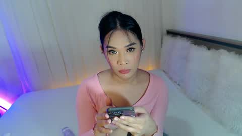 Snapshot of piroulita chatting on 02-10-25, 05:41 Ari online show from 02-10-25, 05:41