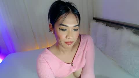 Snapshot of piroulita chatting on 02-12-25, 11:07 Ari online show from 02-12-25, 11:07