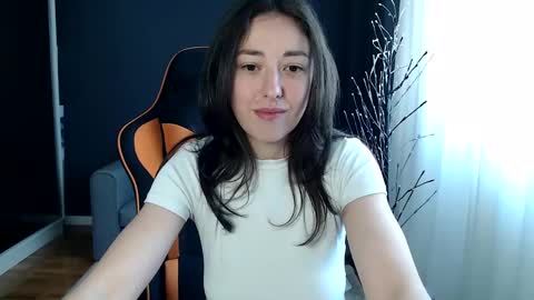 piscesgirl06 online show from 02-19-25, 06:44
