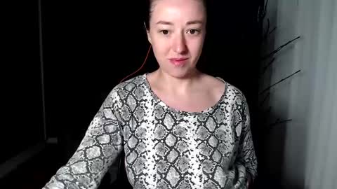 piscesgirl06 online show from 10-06-25, 03:59