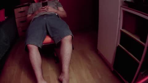 Snapshot of pisceslost chatting on 03-12-26, 12:17 pisceslost online show from 03-12-26, 12:17