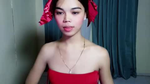 Snapshot of pitchy_pitch chatting on 05-29-26, 02:48 The Girl Named Eyve online show from 05-29-26, 02:48