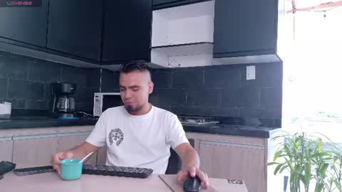 Snapshot of pittandlunaa69 chatting on 06-21-26, 12:08 PittAndLunaa69 online show from 06-21-26, 12:08