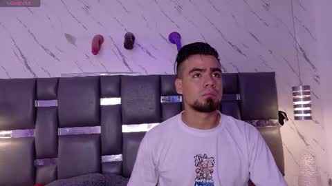Snapshot of pittandlunaa69 chatting on 07-16-26, 12:00 PittAndLunaa69 online show from 07-16-26, 12:00